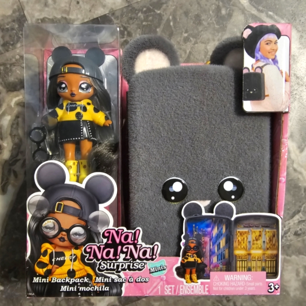 Brand new Na Na Na surprise mini Packpack with mini doll